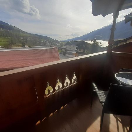 Tischlerwirt Hotel อุทเทนดอร์ฟ ภายนอก รูปภาพ