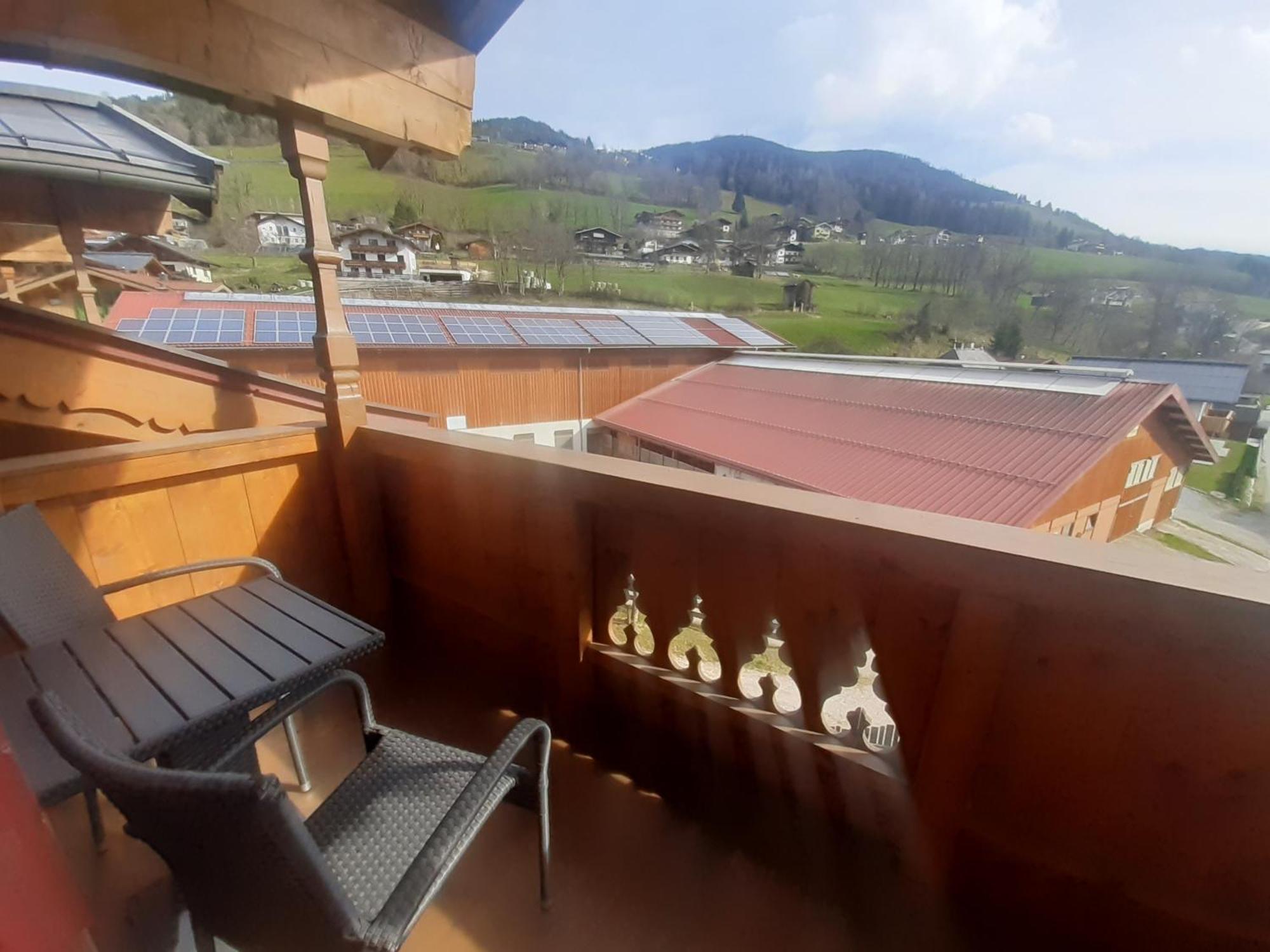 Tischlerwirt Hotel อุทเทนดอร์ฟ ภายนอก รูปภาพ