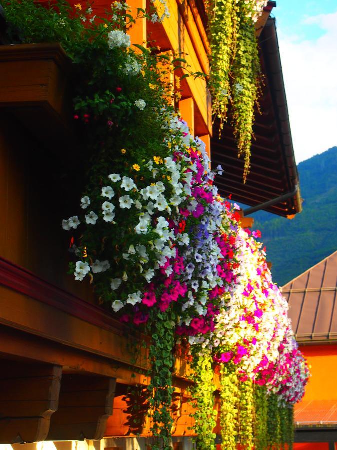 Tischlerwirt Hotel อุทเทนดอร์ฟ ภายนอก รูปภาพ